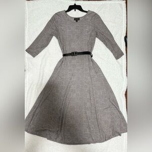 Elegant Gray Plaid Women's Dress
